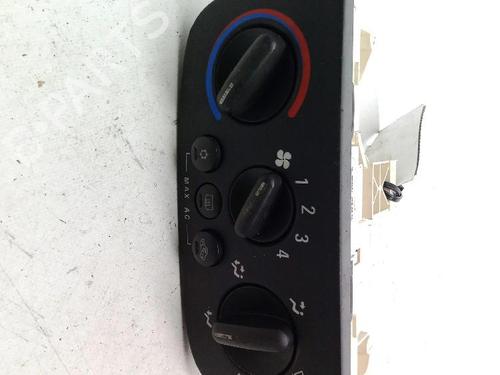 Chauffage complet AUDI A4 B7 (8EC) 1.9 TDI (116 hp) 30099332