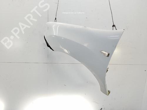 left-front-fenders-dacia-sandero-ii-2012-36404904 main image