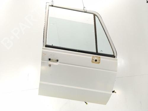 Used Right front door HYUNDAI GALLOPER II (JK-01) 2.5 TD intercooler (99 hp) 33014139