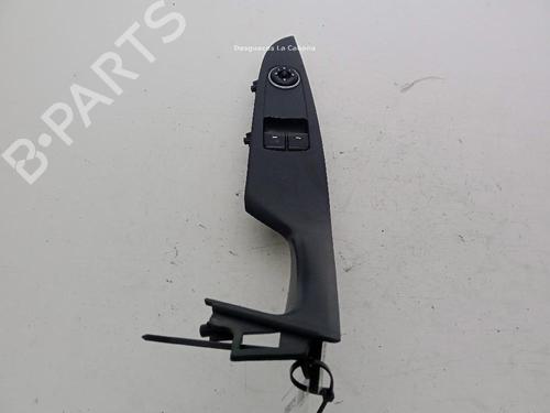 left-front-window-switch-hyundai-i30-gd-2011-32079186 main image