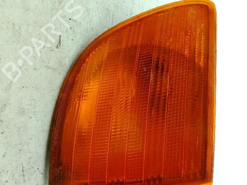 Used Right front indicator MERCEDES-BENZ VITO Van (W638) 110 CDI 2.2 (638.094) (102 hp) 33014209