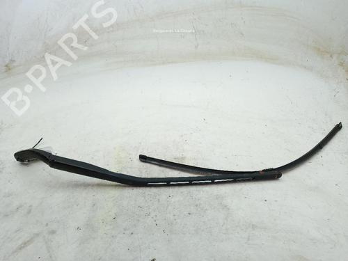 Used Front windshield wiper arm PEUGEOT 307 (3A/C) 2.0 HDi 90 (90 hp) 25734550