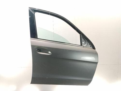 Used Right front door Right front door MERCEDES-BENZ M-CLASS (W166) ML 350 BlueTEC 4-matic (166.024, 166.023) (258 hp) 40560333 40560333