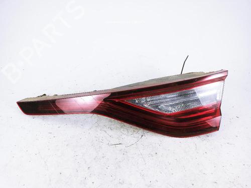 Feu de coffre droit RENAULT MEGANE IV Hatchback (B9A/M/N_) 1.2 TCe 130 (B9MR) (130 hp) 31609035