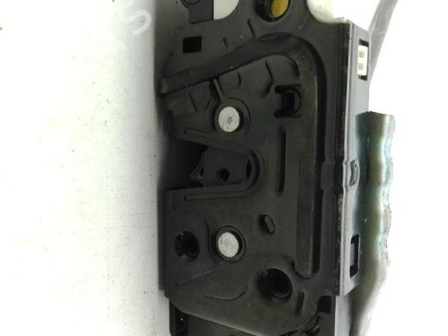 BP32467780O1 main image