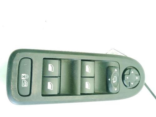 Left front window switch CITROËN C5 III (RD_) 2.0 HDi 150 / BlueHDi 150 (RDRHEA, RDRHE8, RDAHRM,... | BP39579544I27 - Image 1