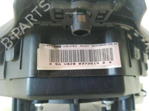 Driver airbag PEUGEOT 5008 (0U_, 0E_) 1.6 HDi | BP29269193C9 