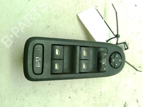 Used Left front window switch Left front window switch PEUGEOT 308 I (4A_, 4C_) 1.6 HDi (92 hp) 34052992 34052992