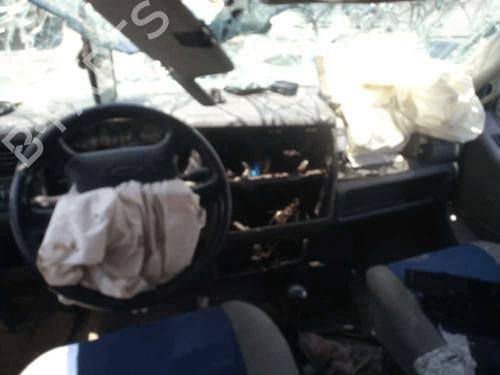 Brukte deler til VW TRANSPORTER T4 Bus (70B, 70C, 7DB, 7DK, 70J, 70K, 7DC, 7DJ) 2.5 TDI (102 hp) 4446049