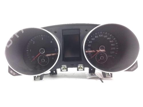 Used Instrument cluster VW GOLF VI (5K1) 1.6 TDI (105 hp) 18862203