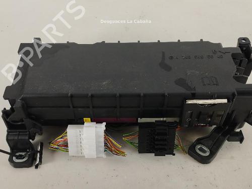 Used Fuse box Fuse box MERCEDES-BENZ GLA-CLASS (X156) GLA 200 CDI / d (156.908) (136 hp) 39579267 39579267