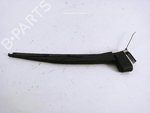 Used Rear windshield wiper arm Rear windshield wiper arm 39119547 39119547