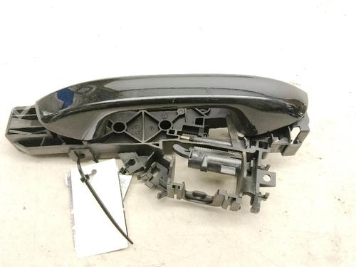 Używane Klamka zewnętrzna drzwi tylnych lewych Klamka zewnętrzna drzwi tylnych lewych CUPRA FORMENTOR (KM7, KMP) 1.5 TSI (150 hp) 36496995 36496995