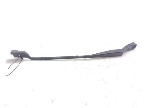 Used Front windshield wiper arm Front windshield wiper arm PEUGEOT 5008 II (MC_, MJ_, MR_, M4_) 1.2 THP (MRHNYH, MRHNYW, MRHNSJ, MRHNSU, MRHNSM) (131 hp) 24004074 24004074