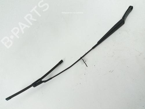 Front windshield wiper arm SEAT ATECA (KH7, KHP) 1.0 TSI | BP31988686C143 - Image 1