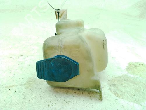 Used Windscreen washer tank VW GOLF IV (1J1) 1.9 TDI (110 hp) 25889539