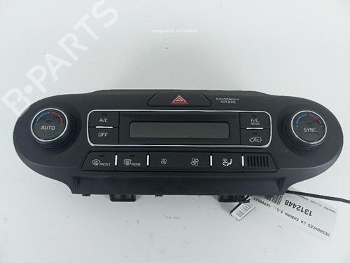 Used Climate control KIA SORENTO III (UM) 2.2 CRDi (200 hp) 31988849