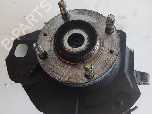 Used Left front steering knuckle HYUNDAI ELANTRA III Saloon (XD) 1.6 (105 hp) 18365832