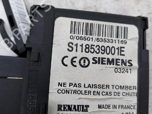 Used Card reader RENAULT MEGANE II (BM0/1_, CM0/1_) 1.5 dCi (BM0F, BM0T, BM2B, CM0F, CM0T) (82 hp) 18372416
