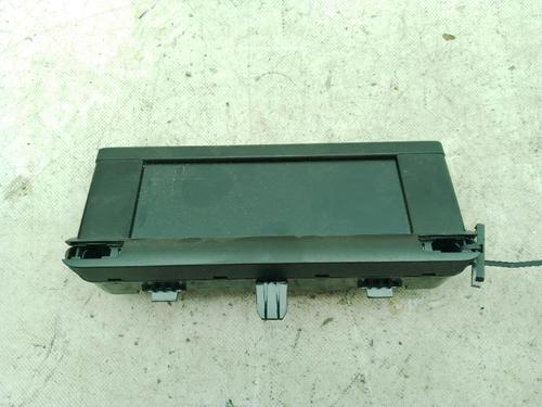 display-citroen-c4-cactus-2014-37458993 main image