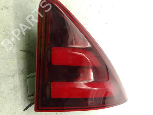 Used Right tailgate light Right tailgate light PEUGEOT 3008 II SUV (MC_, MR_, MJ_, M4_) 1.6 BlueHDi 120 (120 hp) 34207745 34207745