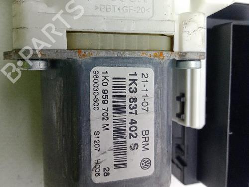 Right front window motor VW GOLF V (1K1) 1.4 TSI | BP25865955E20 