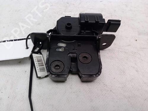 Used Tailgate lock RENAULT CAPTUR I (J5_, H5_) 1.2 TCe 120 (118 hp) 31125410