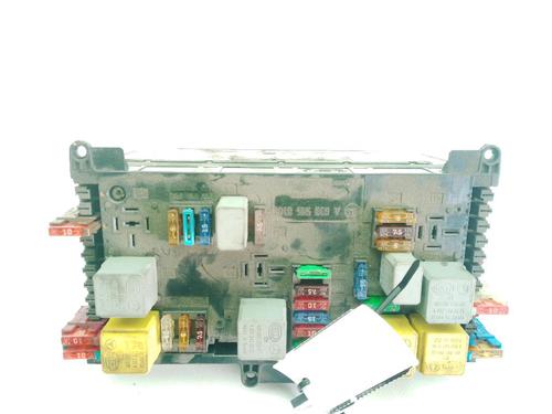 Sikringsdose MERCEDES-BENZ VITO / MIXTO Van (W639) 109 CDI (639.601, 639.603, 639.605) (88 hp) 31368929