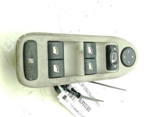 Used Left front window switch Left front window switch CITROËN C5 II (RC_) 1.6 HDi (RC8HZB) (109 hp) 35943280 35943280
