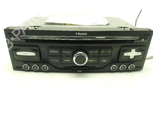 Used Radio Radio PEUGEOT 5008 (0U_, 0E_) 2.0 HDi 150 / BlueHDi 150 (150 hp) 33454695 33454695