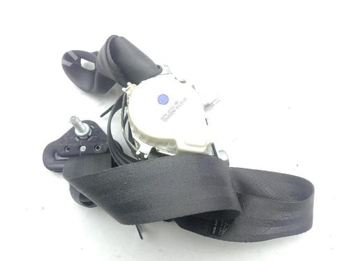 Used Rear left seatbelt RENAULT CLIO III (BR0/1, CR0/1) 1.5 dCi (BR17, CR17) (86 hp) 18377555