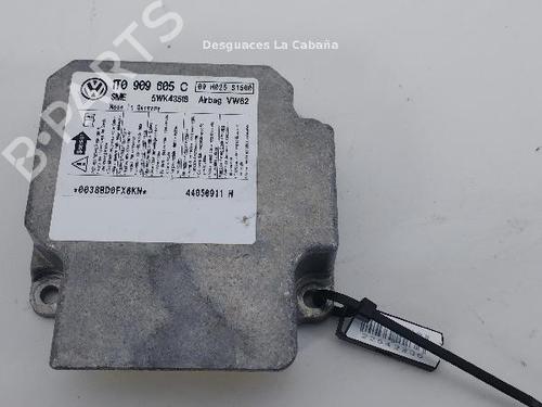 Used ECU airbags VW TOURAN (1T1, 1T2) 1.6 FSI (115 hp) 24042801