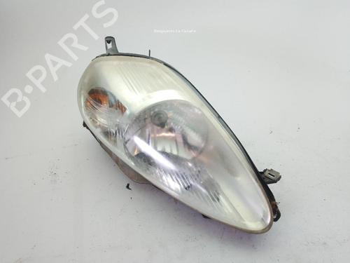 Used Right headlight Right headlight FIAT PUNTO (199_) 1.3 D Multijet (80 hp) 28596349 28596349