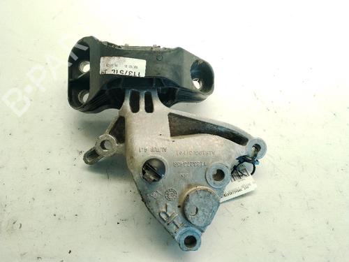 Used Engine mount Engine mount RENAULT MEGANE IV Grandtour (K9A/M/N_) 1.3 TCe 140 (K9NB) (140 hp) 25781413 25781413