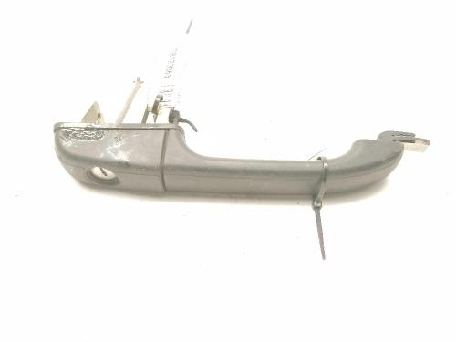 Used Front left exterior door handle Front left exterior door handle LAND ROVER DISCOVERY II (L318) 2.5 Td5 4x4 (139 hp) 40523724 40523724