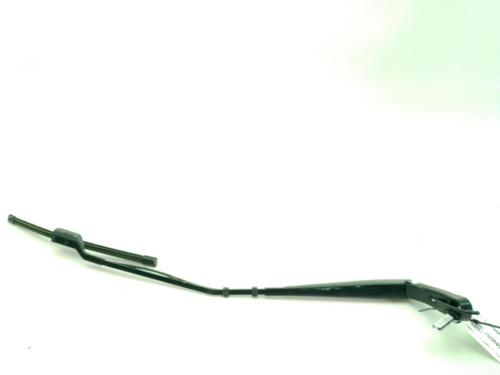 Used Front windshield wiper arm CITROËN C5 AIRCROSS (A_) 1.5 BlueHDi 130 (ACYHZJ, ACYHZR) (131 hp) 32103961