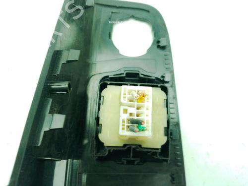 Used Left front window switch Left front window switch OPEL VIVARO B Van (X82) 1.6 CDTI (05) (116 hp) 33871562 33871562