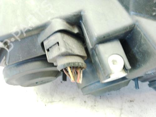 Right headlight VW POLO IV (9N_, 9A_) 1.2 12V | BP28973102C29 