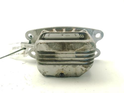 Used Engine mount BMW 1 (F40) 118 d (150 hp) 27555861