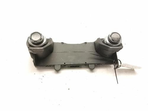 climate-control-lynk-co-01-2017-38795068 main image