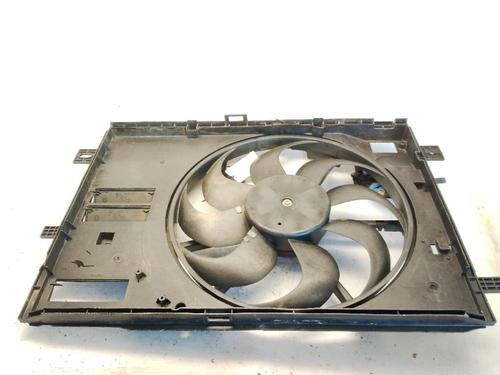 Used Radiator fan PEUGEOT 5008 II (MC_, MJ_, MR_, M4_) 1.6 BlueHDi 120 (MCBHZH, MCBHZW) (120 hp) 29449350