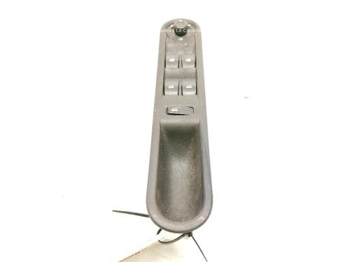 Used Left front window switch Left front window switch RENAULT ESPACE IV (JK0/1_) 2.0 (JK0A, JK1D, JK0N) (170 hp) 40442364 40442364