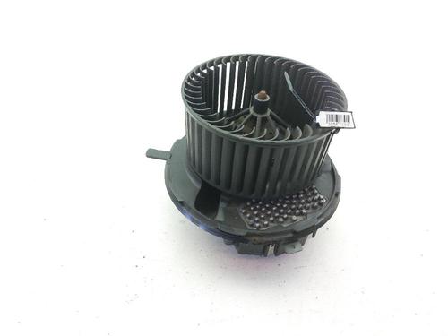 Used Heater blower motor Heater blower motor VW GOLF VI (5K1) 1.6 TDI (105 hp) 19040861 19040861