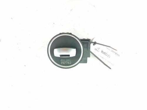 Used Card reader Card reader VW PASSAT B7 (362) 1.6 TDI (105 hp) 18369791 18369791
