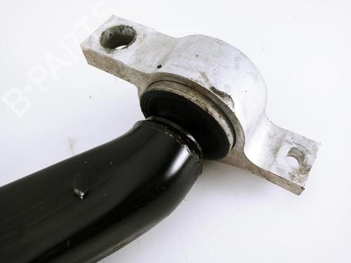 Used Right front suspension arm LEXUS IS III (_E3_) 300h (AVE30_, AVE30R) (223 hp) 18376975