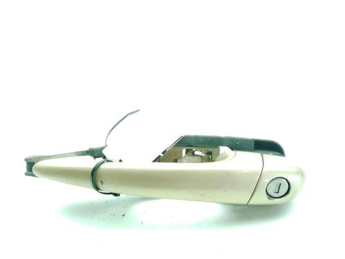 front-left-exterior-door-handle-bmw-3-coupe-e46-1998-1999-2000-2001-2002-2003-2004-2005-2006-32467765 main image