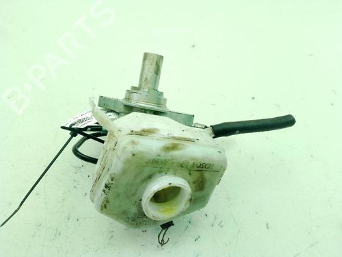 Used Brake master cylinder BMW 1 (F20) 116 d (116 hp) 30170878