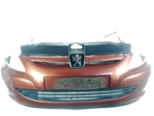 Used Front bumper PEUGEOT 307 Break (3E) 2.0 HDI 110 (107 hp) 18375820