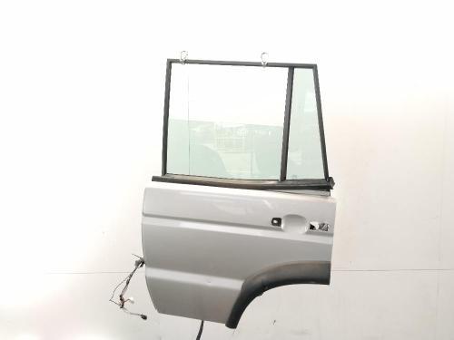 Used Left rear door Left rear door LAND ROVER DISCOVERY II (L318) 2.5 Td5 4x4 (139 hp) 40560681 40560681
