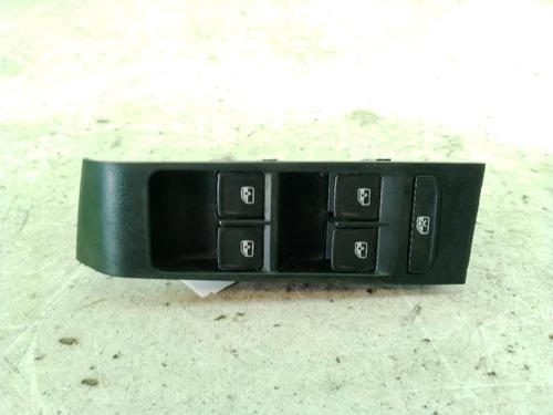 Used Left front window switch SKODA FABIA III (NJ3) 1.0 (60 hp) 26195198